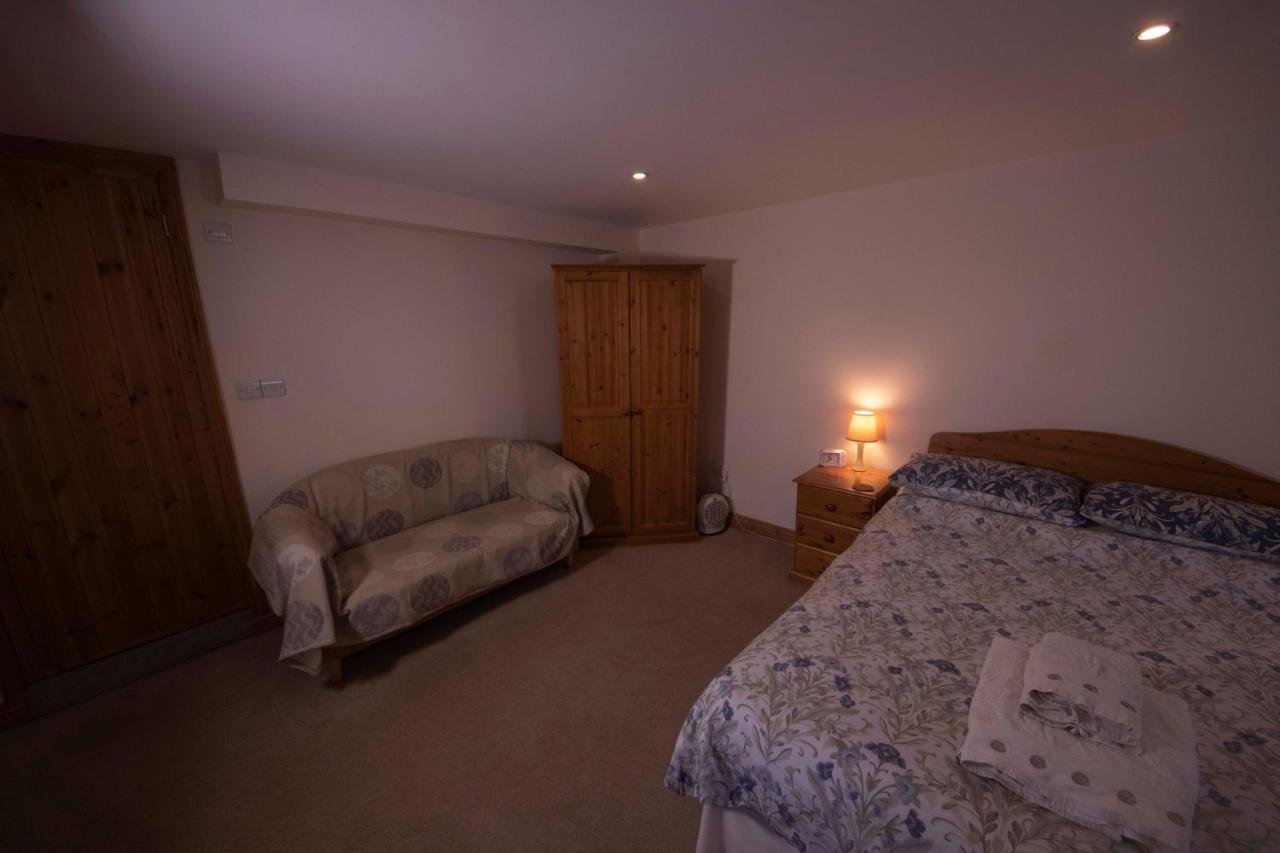 Polhilsa Farm Bed & Breakfast Callington Bagian luar foto