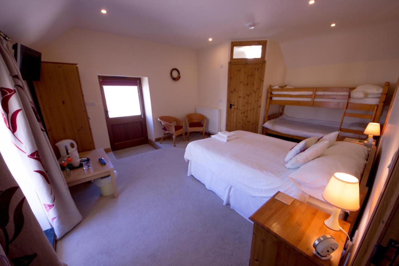 Polhilsa Farm Bed & Breakfast Callington Bagian luar foto